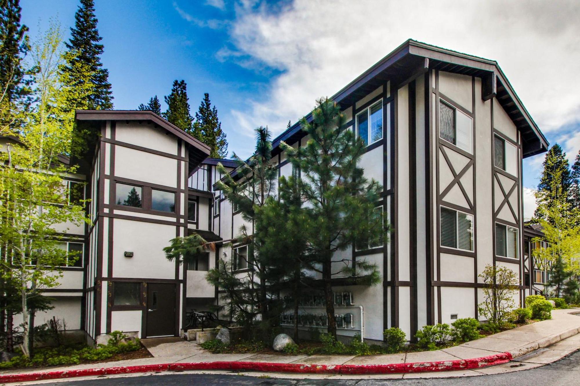 Squaw Valley Ski Flat Olympic Valley  Exterior photo